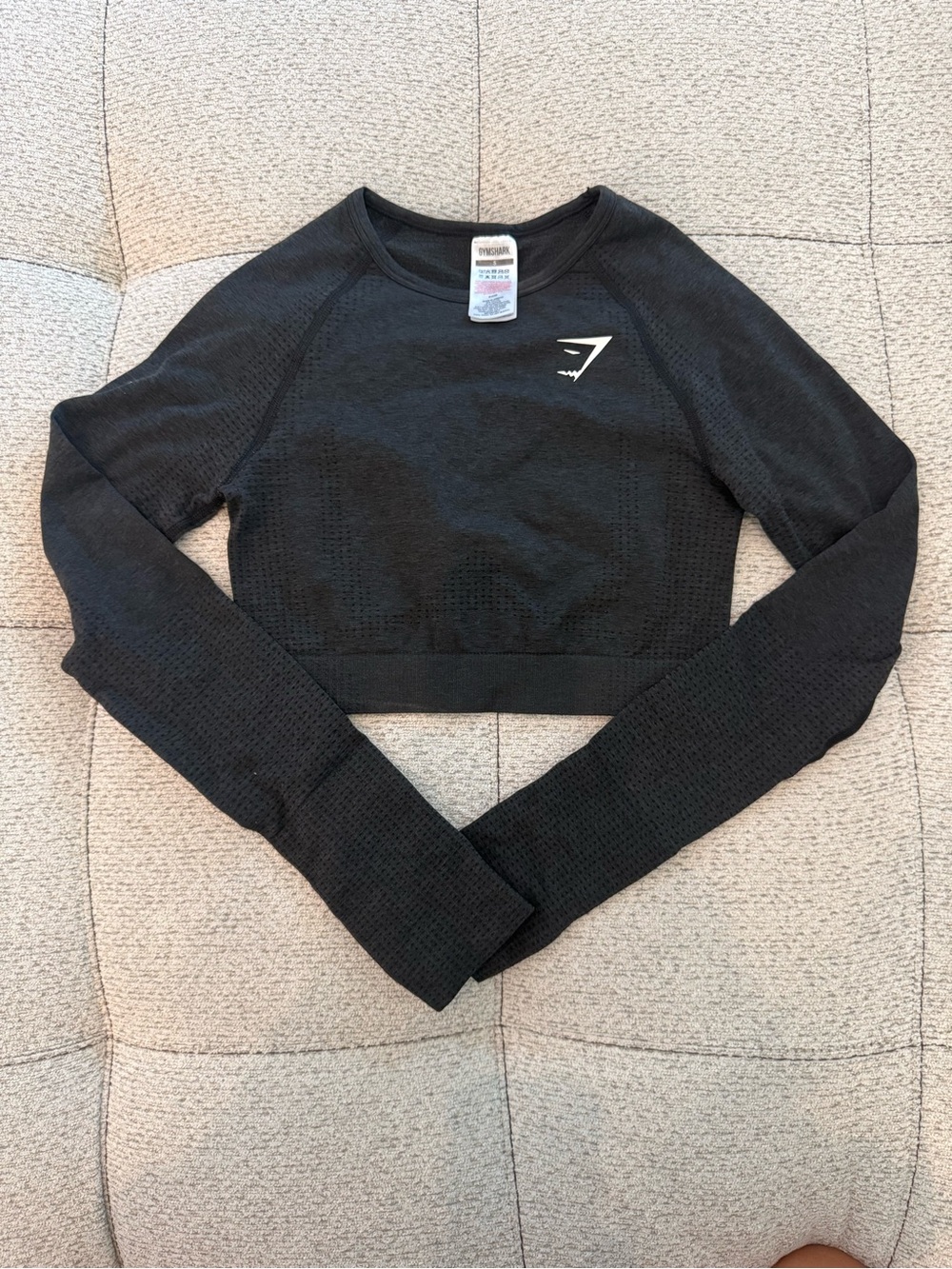Gymshark Black Seamless Long-Sleeve Crop Top with Logo